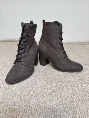 JustFab Charcoal Lace-Up Block Heel Ankle Boots